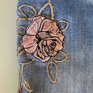 Velvet Heart Embroidered Jeans Floral 25 XS